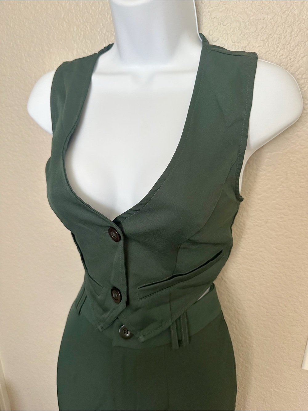 PrettyLittleThing Olive Green Tailored Vest